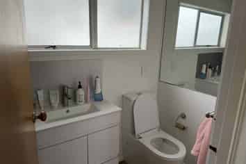 Auckland - Address withheld