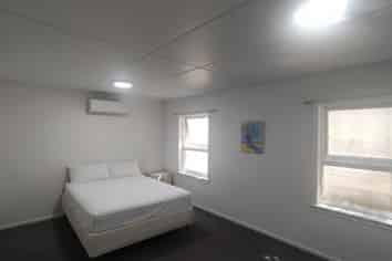 2/133B London Street, Dunedin Central