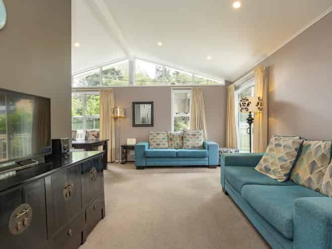 8 Waima Crescent, Titirangi