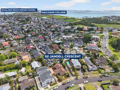 52 Jandell Crescent, Bucklands Beach