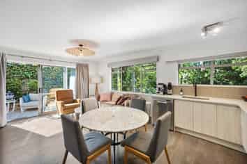 7/17 Cathedral Place, Parnell