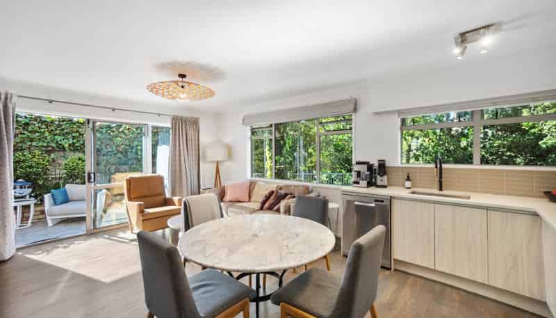 7/17 Cathedral Place, Parnell