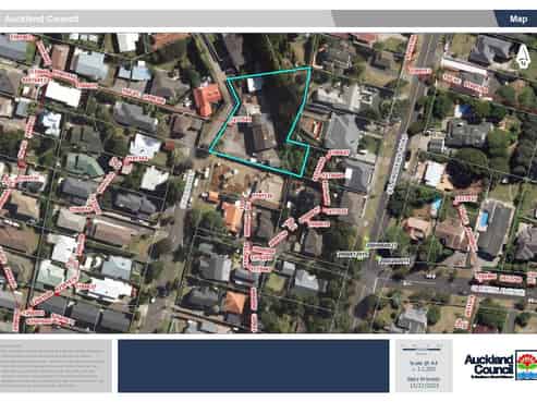 2 Queensway, Three Kings