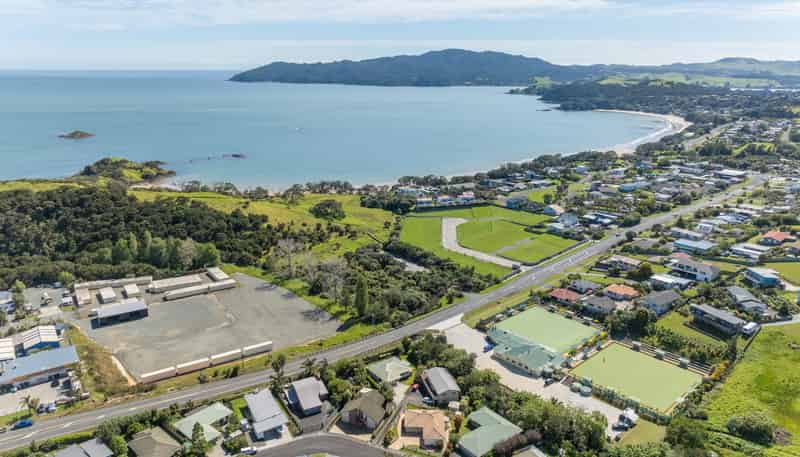 16 Pohutukawa Drive, Coopers Beach