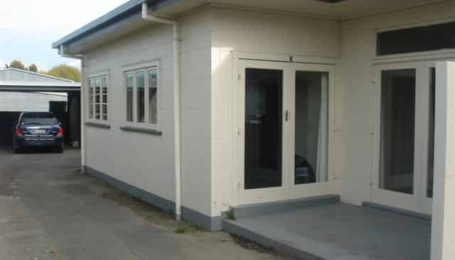 2/13 Kimbolton Road, Feilding