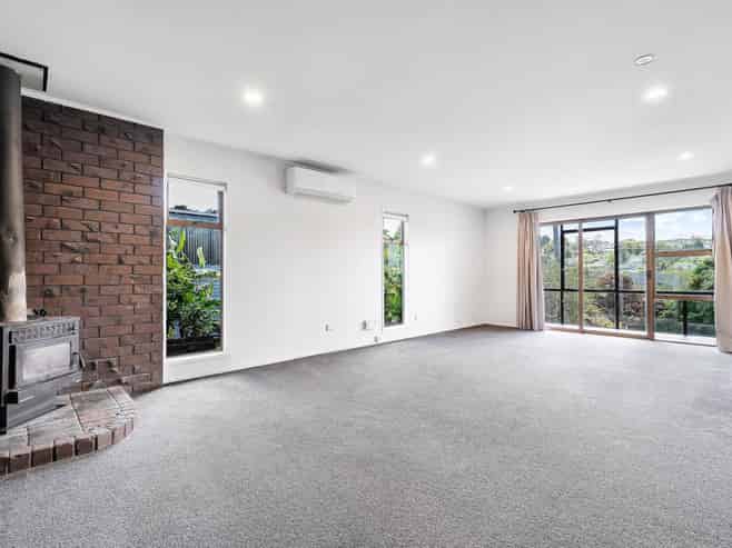 38 Makora Road, Massey