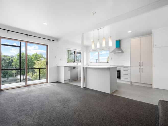 38 Makora Road, Massey