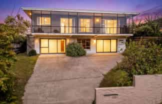 38 Makora Road, Massey