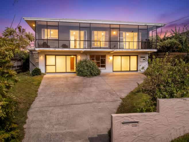 38 Makora Road, Massey