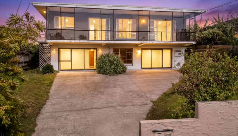 38 Makora Road, Massey