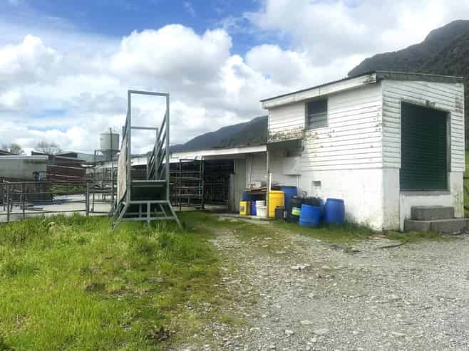 2115 Whataroa Highway, Whataroa