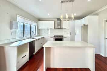 10 Palazzo Close, Flat Bush