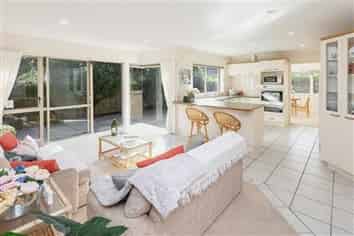 16 Nad Place, Dannemora