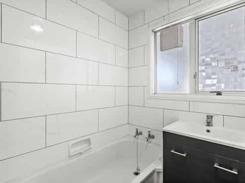 1/8 Lee Road, Taradale