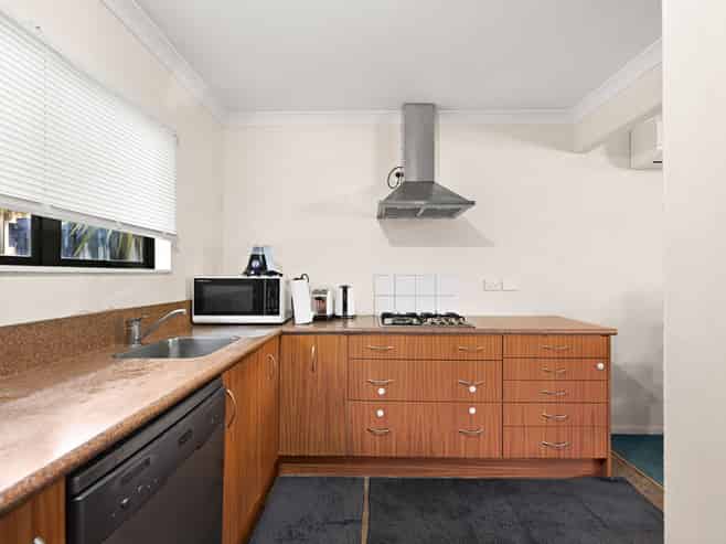 14C Jones Crescent, Melville