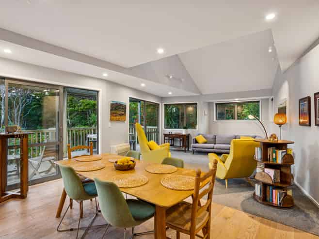 59 Kauri Point Road, Laingholm