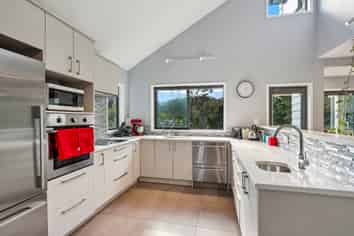 59 Kauri Point Road, Laingholm