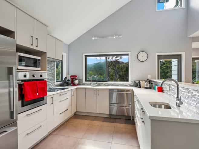 59 Kauri Point Road, Laingholm