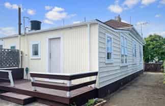 2/17 Queens road, Elgin