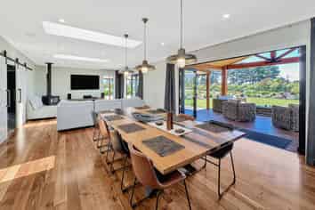 Manawatu / Whanganui - Address withheld