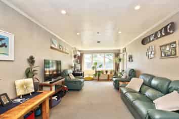 8 Clark Street, Allenton