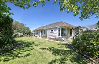 8 Clark Street, Allenton