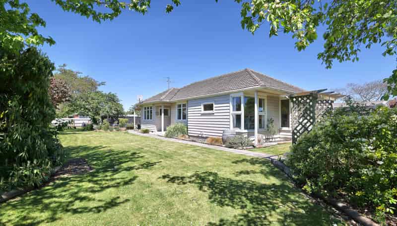 8 Clark Street, Allenton