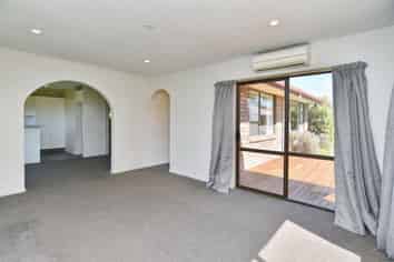 2/34 Tilford Street, Woolston