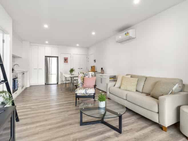 2/24 Tahuhu Road, Mount Wellington