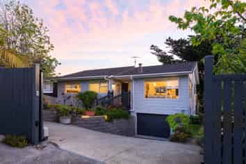 12 Cheriton Road, Mellons Bay