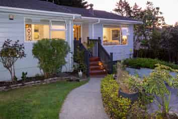 12 Cheriton Road, Mellons Bay