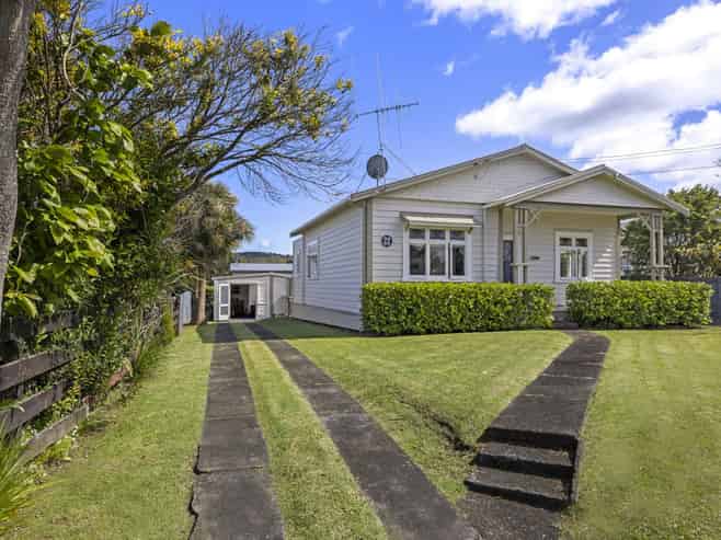 22 Wallis street, Raglan