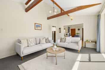 2/99 St Martins Road, Saint Martins