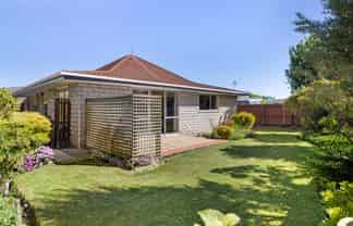 2/99 St Martins Road, Saint Martins