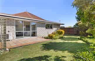 2/99 St Martins Road, Saint Martins