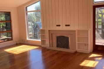 117 Racecourse Road , Allenton