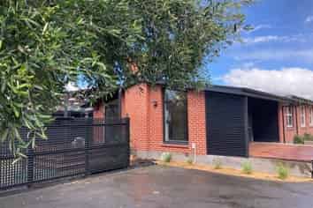 117 Racecourse Road , Allenton