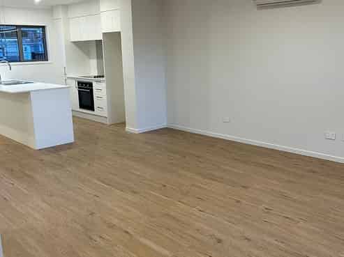 15 Green Bamboo Road, Hobsonville