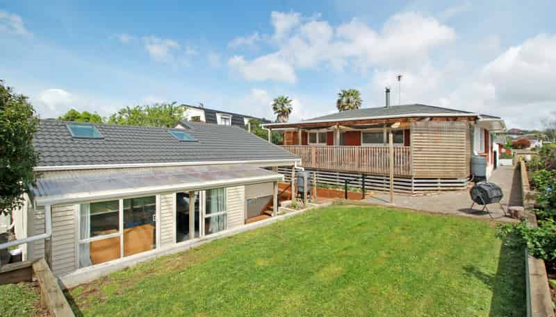 24 Pooley Street, Pakuranga Heights