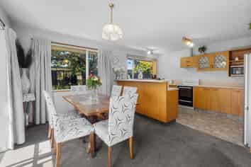 9 Falcon Drive, Allenton