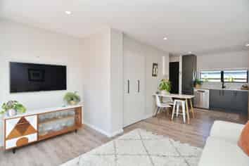 4/162 Springfield Road, Saint Albans