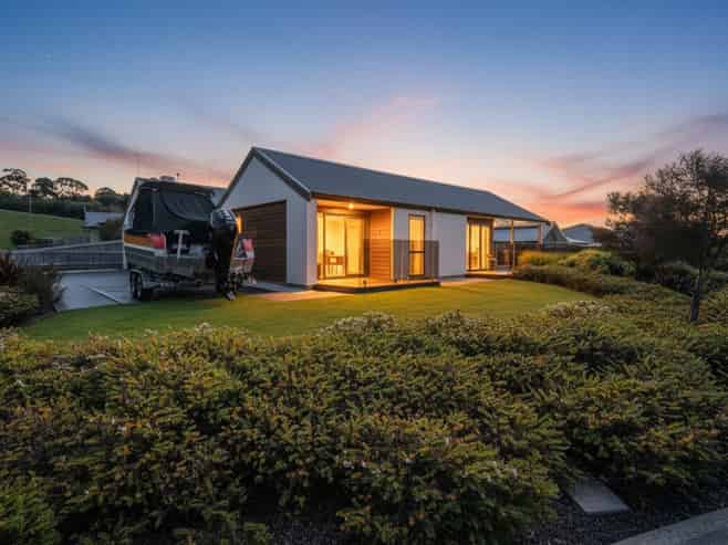 18 Sabine Drive, Richmond