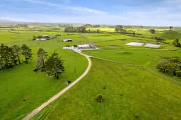 677 Newall Road, Newall