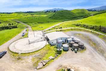 523/593 Warea Road, Warea