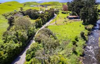 523/593 Warea Road, Warea