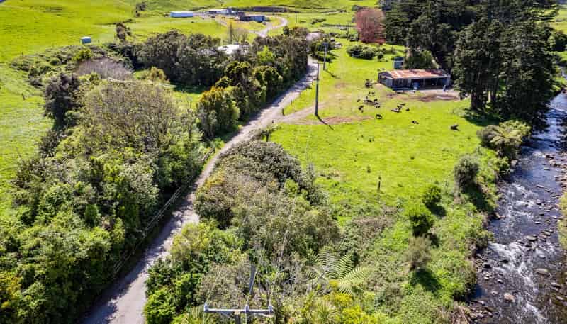 523/593 Warea Road, Warea