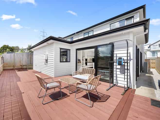 39 Drumnaconagher Road, Flat Bush