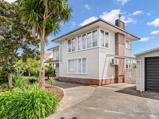 77 Mill Road, Kensington