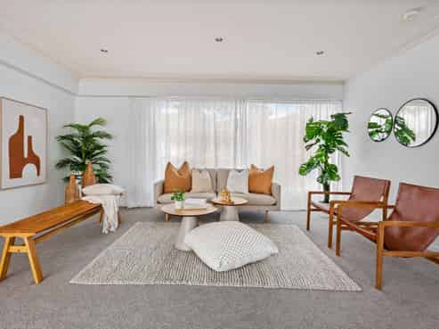 77 Mill Road, Kensington