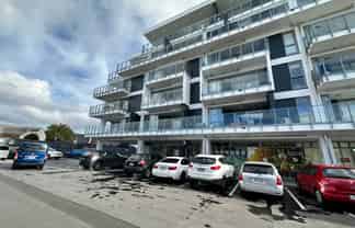 Large Retail Vacancy with Option to Split